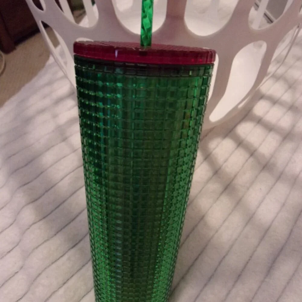 Starbucks Spring 2023 Watermelon Grid Green w/Green Straw and Pink Lid 24 oz Tum